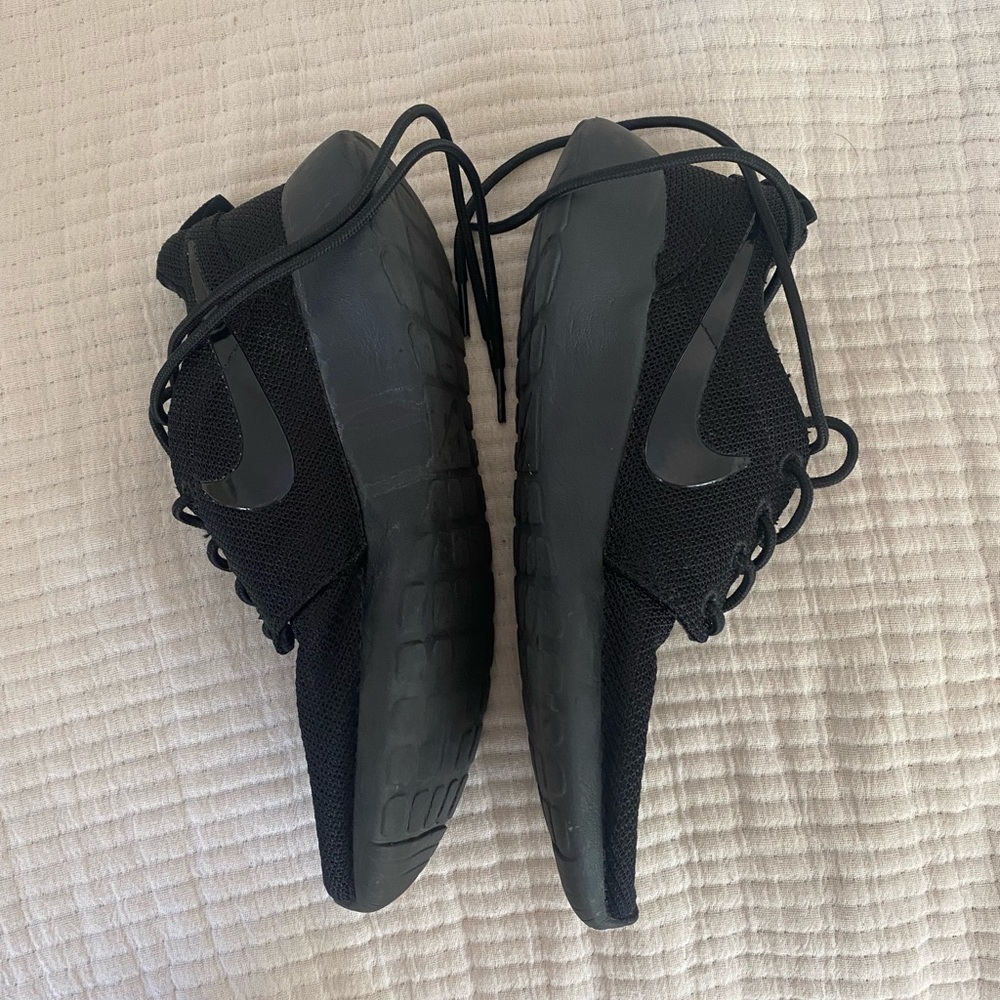 Black Nikes - image 3